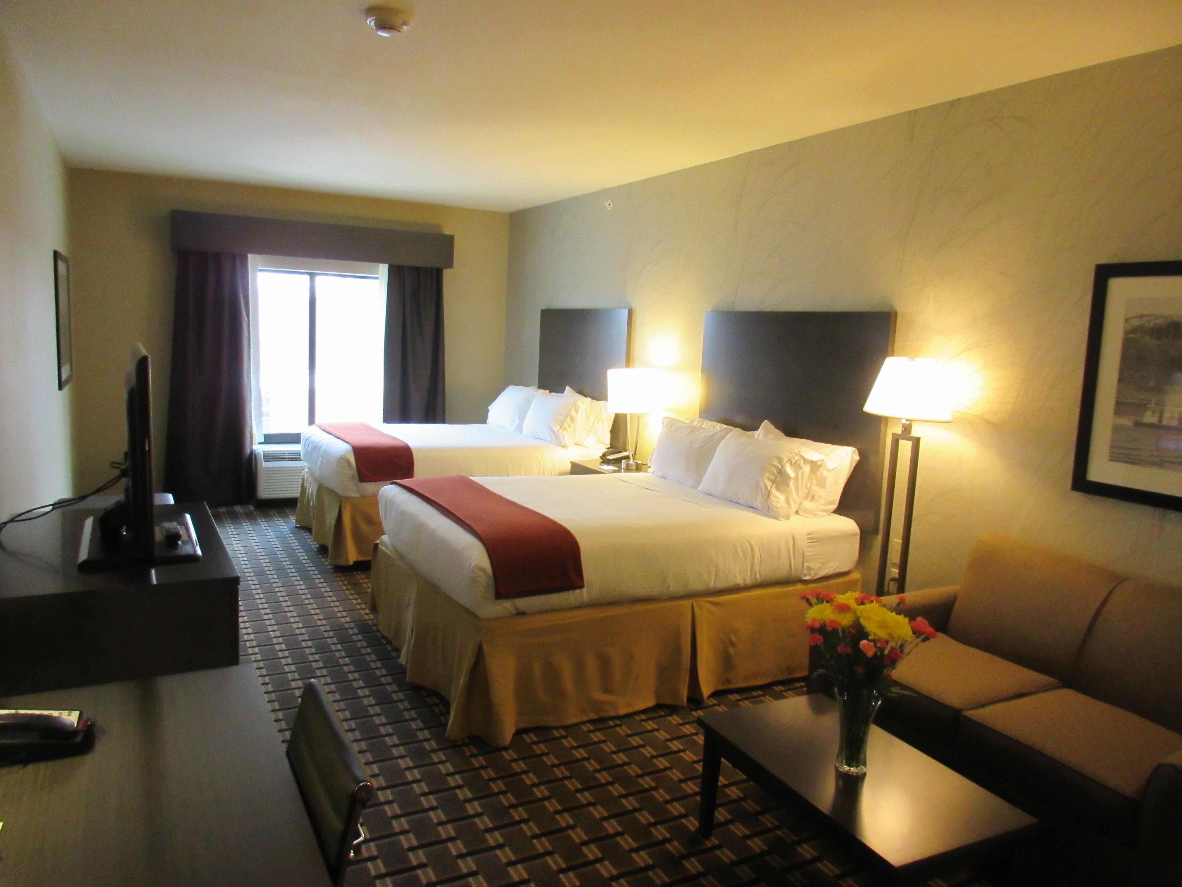 Holiday Inn Express & Suites Butler By Ihg Extérieur photo
