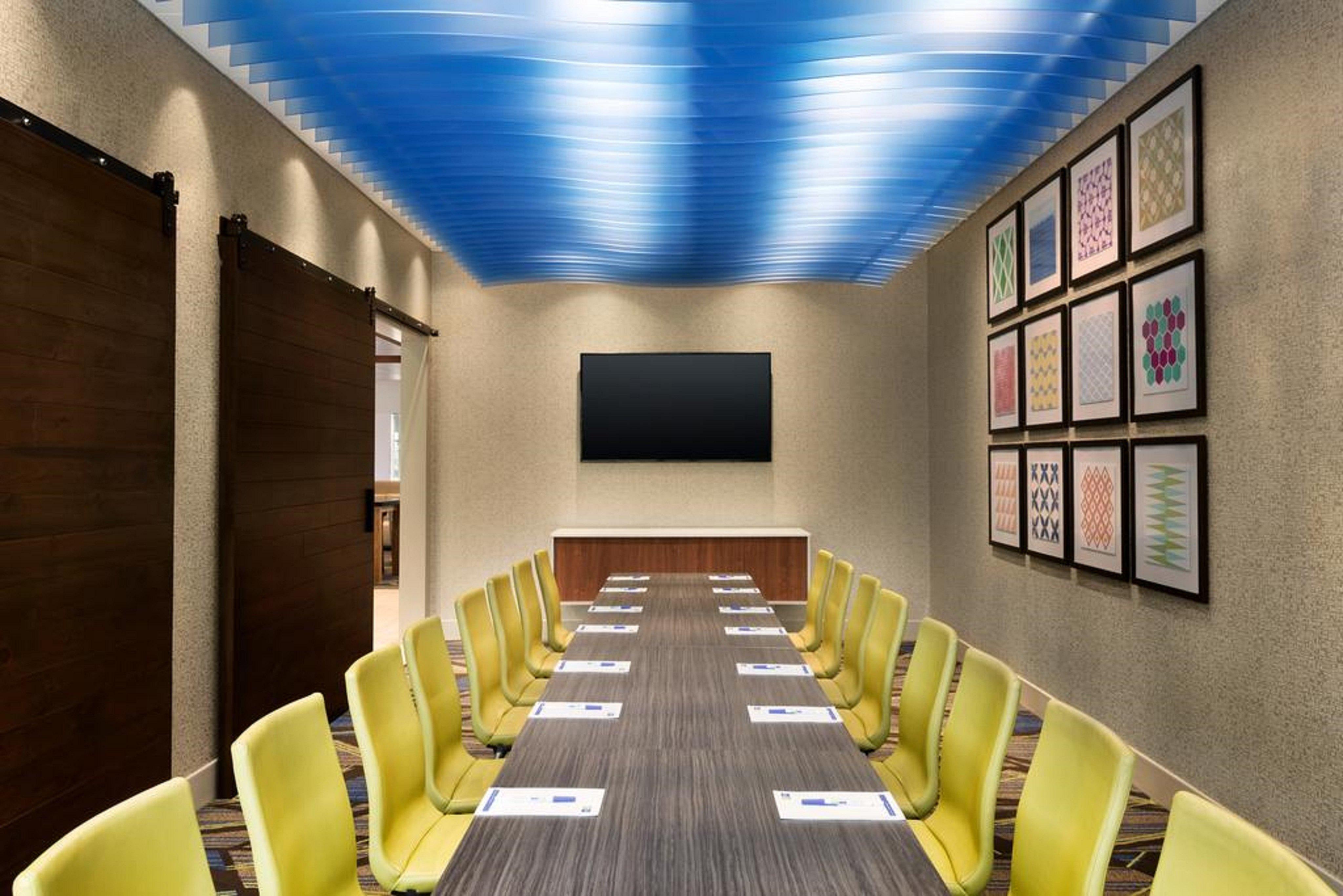 Holiday Inn Express & Suites Butler By Ihg Extérieur photo